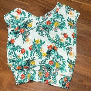 Rose & Olive Women’s White and Green Hawaiian Floral BlouseSize Large